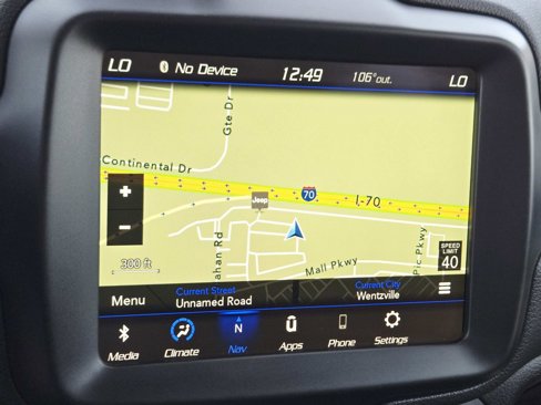 Used 2023 Jeep Renegade Latitude image 28
