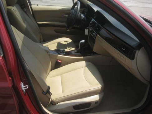 Used 2011 BMW 328i xDrive Sedan image 16
