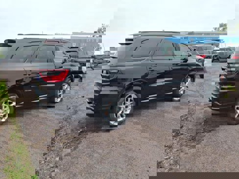 Used 2023 Dodge Durango GT image 3