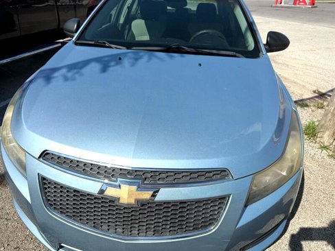 Used 2011 Chevrolet Cruze LS image 5