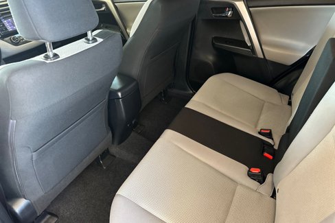 Used 2017 Toyota RAV4 XLE image 12