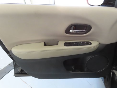 Used 2022 Honda HR-V LX image 11