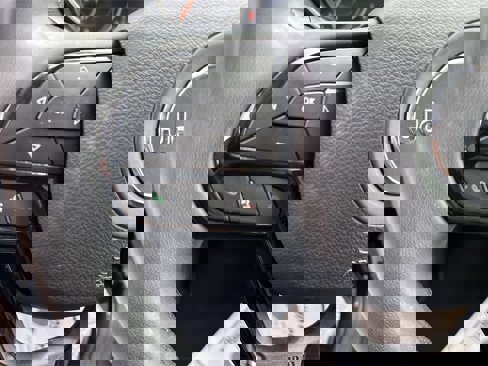 Used 2023 Jeep Cherokee Altitude Lux image 18