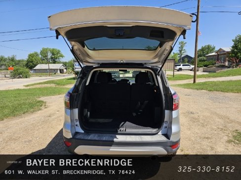 Used 2018 Ford Escape SE image 9