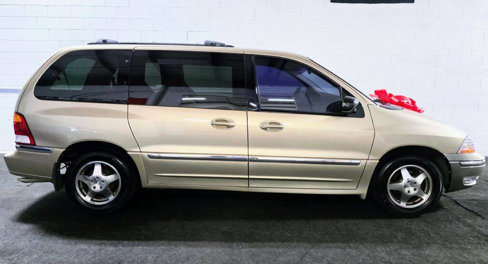 Used 1999 Ford Windstar SEL image 30