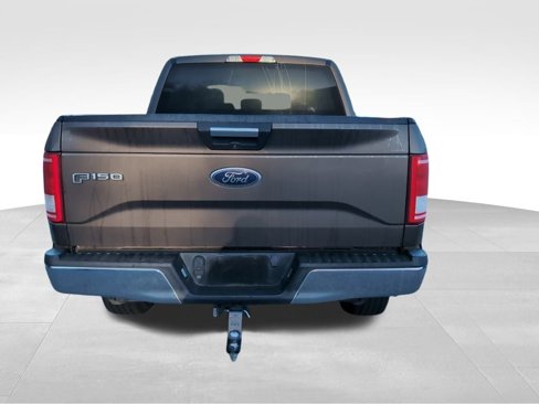 Used 2015 Ford F150 XLT w/ Equipment Group 301A Mid image 7