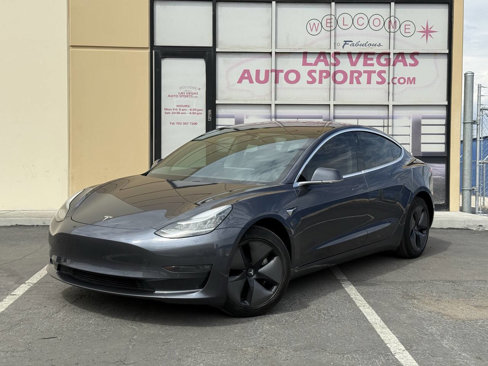 Used 2018 Tesla Model 3 Mid Range image 4