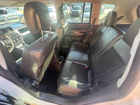 Used 2014 Jeep Compass Latitude image 13