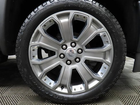 Used 2018 GMC Sierra 1500 Denali w/ Denali Ultimate Package image 8