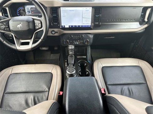 Used 2022 Ford Bronco Wildtrak image 13