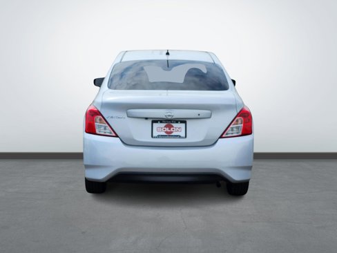 Used 2019 Nissan Versa S image 4
