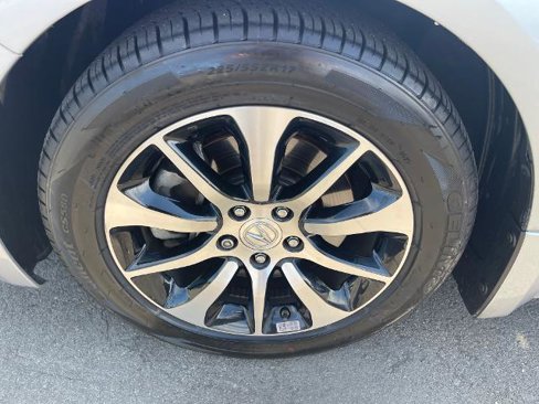 Used 2017 Acura TLX w/ Technology Package image 18