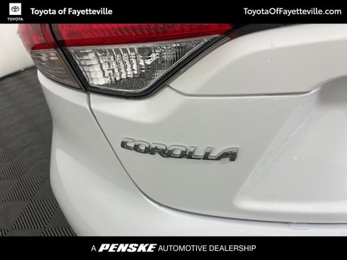 Certified 2023 Toyota Corolla LE image 3