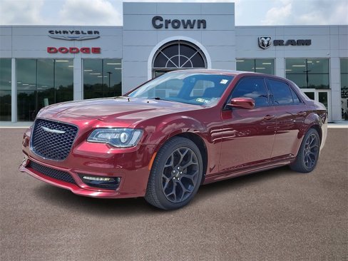 Used 2019 Chrysler 300 S w/ S Model Appearance Package image 3