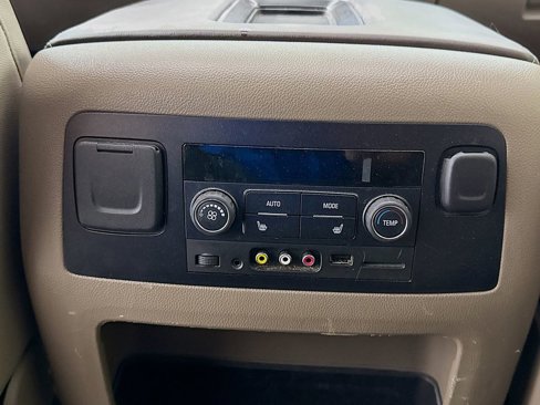 Used 2015 Chevrolet Tahoe LTZ image 28