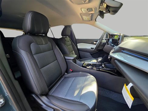 New 2025 Chevrolet Trax LT w/ Driver Confidence Package image 12