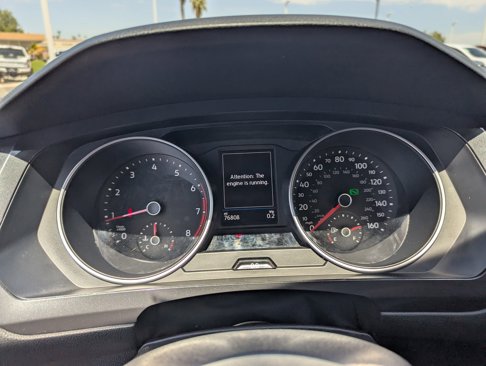 Used 2021 Volkswagen Tiguan SE image 29