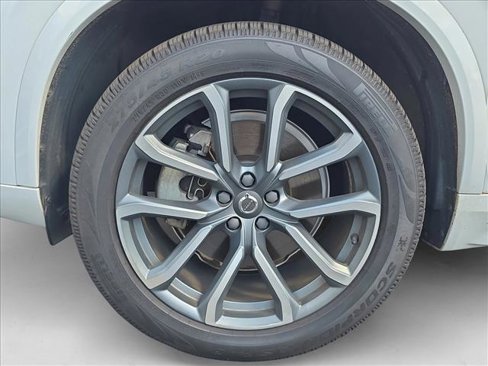 Used 2019 Volvo XC90 T6 Momentum image 25