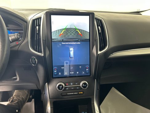 Used 2022 Ford Edge Titanium w/ Equipment Group 301A image 22