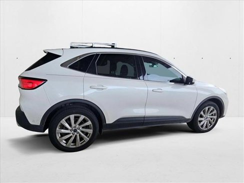 Used 2022 Ford Escape Titanium w/ Titanium Elite Package image 4