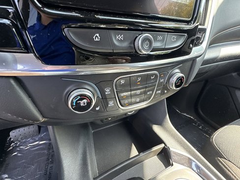 Certified 2020 Chevrolet Traverse LT image 28