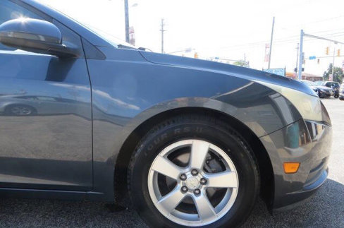 Used 2013 Chevrolet Cruze LT image 20