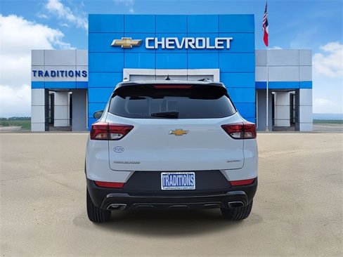 Certified 2023 Chevrolet TrailBlazer ACTIV w/ Sun and Liftgate Package image 7