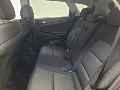 Used 2017 Hyundai Tucson SE image 18