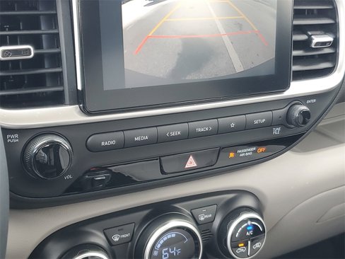 Certified 2023 Hyundai Venue SEL image 22