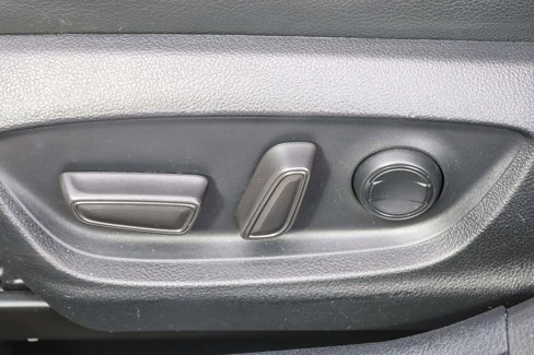 Used 2023 Toyota Camry SE image 24
