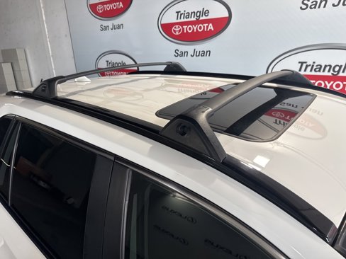Used 2021 Toyota RAV4 XLE image 10
