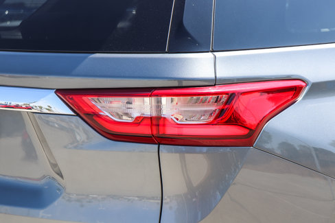 Used 2018 Chevrolet Traverse Premier w/ Driver Confidence II Package image 10