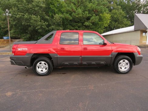 Used 2003 Chevrolet Avalanche 2WD image 1