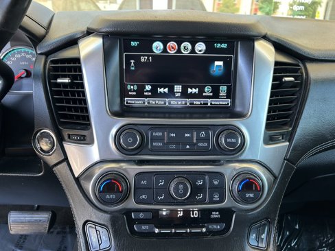 Used 2017 Chevrolet Tahoe LT w/ Luxury Package image 6