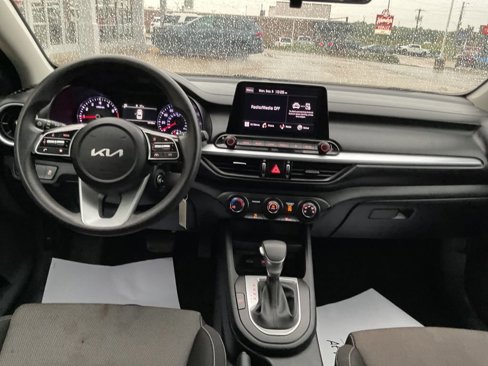 Used 2024 Kia Forte LXS image 29