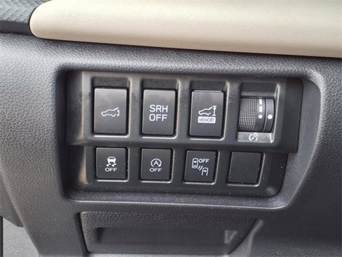 Used 2023 Subaru Forester Limited image 16