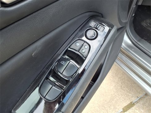 Used 2023 Nissan Altima 2.5 SV image 19