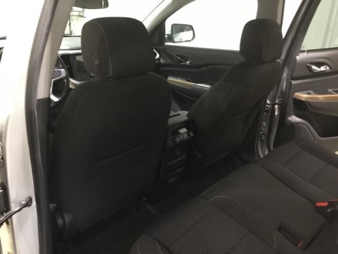 Used 2019 GMC Acadia SLE w/ LPO, Floor Liner Package image 41