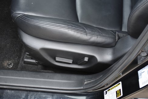 Used 2017 MAZDA MAZDA3 Touring image 32
