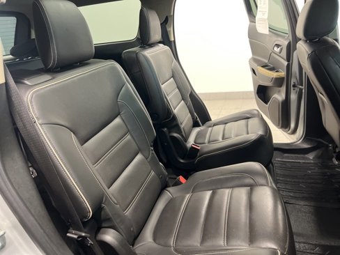Used 2018 GMC Acadia Denali w/ Technology Package image 23