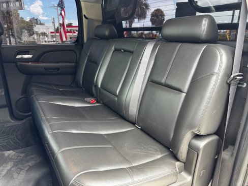 Used 2011 Chevrolet Silverado 3500 LTZ image 25