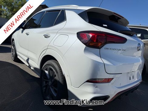 Used 2020 Buick Encore GX Essence w/ Experience Buick Package image 2