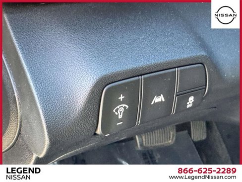 Used 2023 Hyundai Elantra SEL image 16