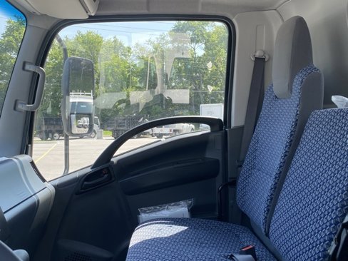 New 2025 Isuzu NPR image 27