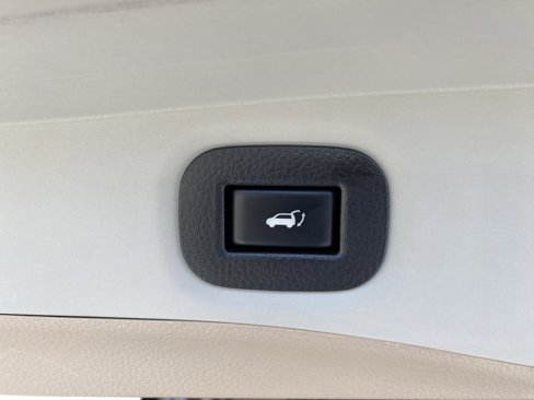 Used 2019 Nissan Rogue SL w/ Premium Package image 38