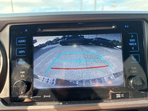 Used 2017 Toyota Tacoma SR image 30