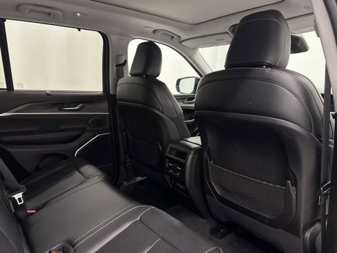 Used 2024 Jeep Grand Cherokee Limited 4xe image 20