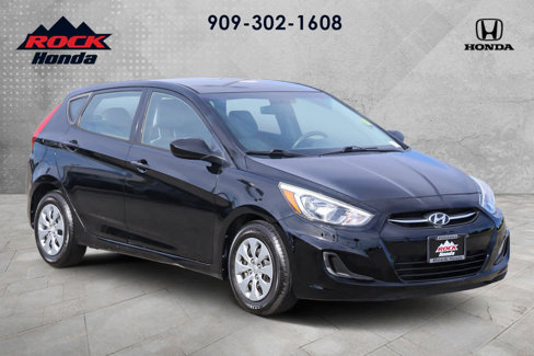 Used 2017 Hyundai Accent SE image 3
