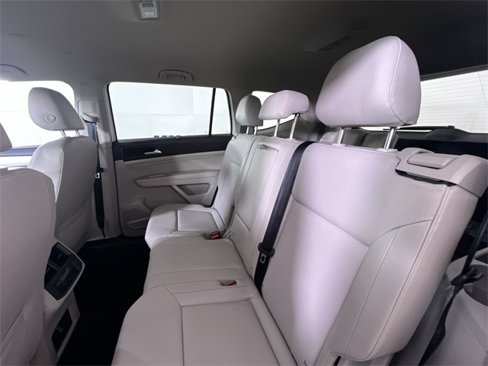 Used 2020 Volkswagen Atlas SE image 23