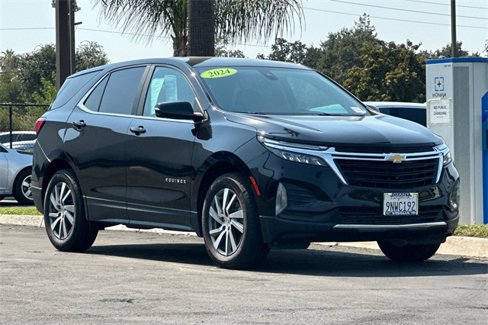 Used 2024 Chevrolet Equinox LT image 2